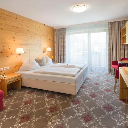 Готель Tauernblick Шладмінг